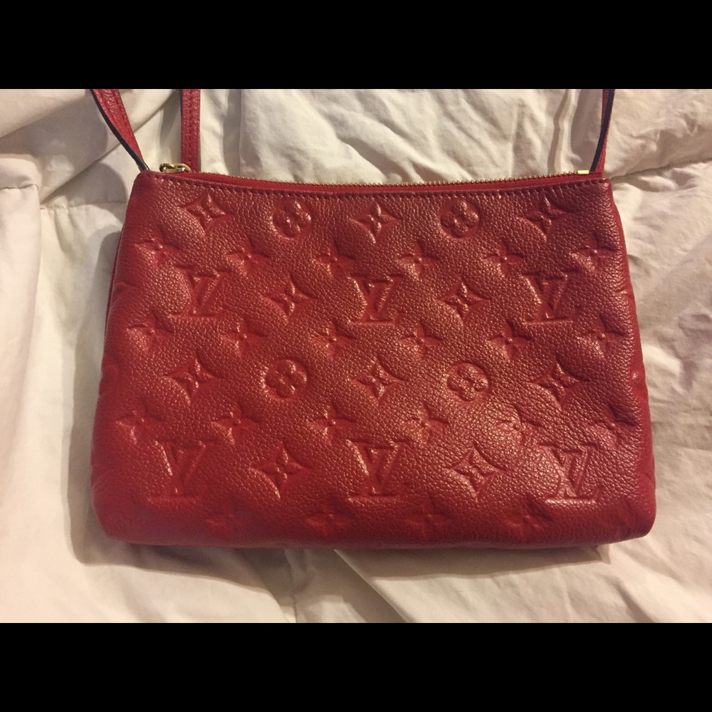 Louis Vuitton purse - Picture 3 of 8